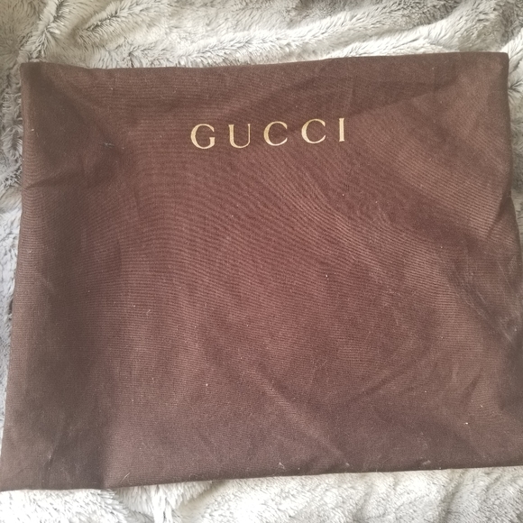 Black Gucci Horseshoe Leather Purse - Picture 7 of 15